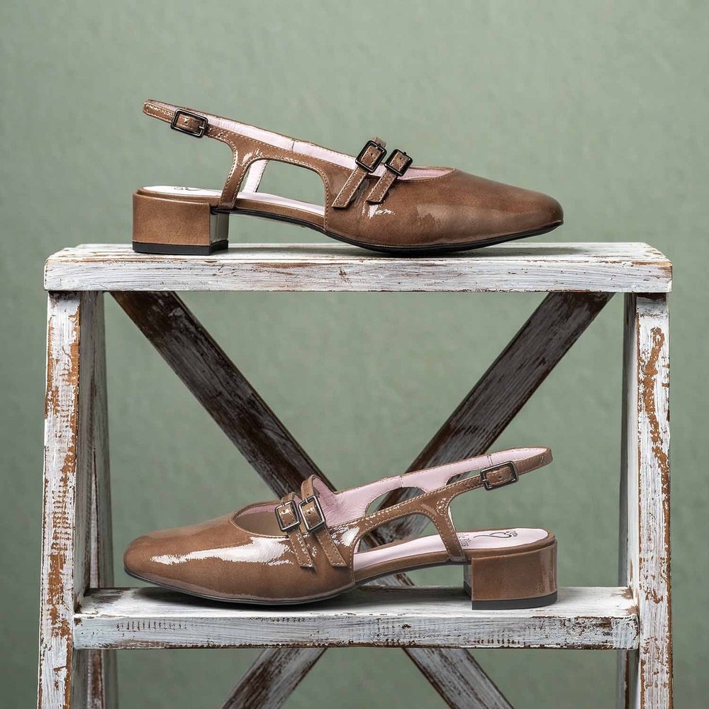 NWB Sole Bliss Opera Slingback Flats in Mocha Patent Leather Size 38.5